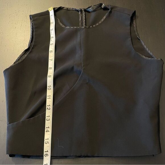Zara Trafaluc Black Crop Crew Neck Sleeveless Top Side Zip Women’s Size S - Picture 6 of 7